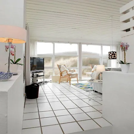 10 Person Holiday In L Kken Dom wakacyjny Gronhoj (Nordjylland)