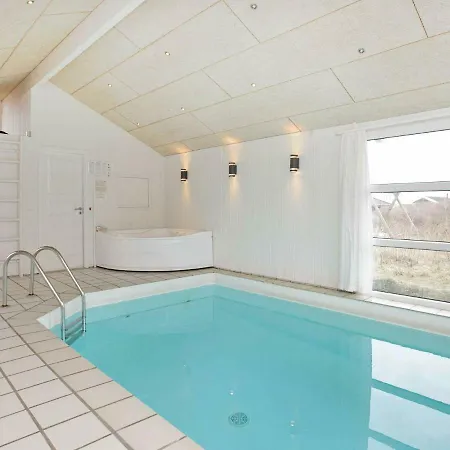 10 Person Holiday In L Kken Gronhoj (Nordjylland)